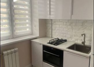 Продаю двухкомнатную квартиру, 43.3 м2, Москва, Каширское шоссе, 4к1, метро Нагорная