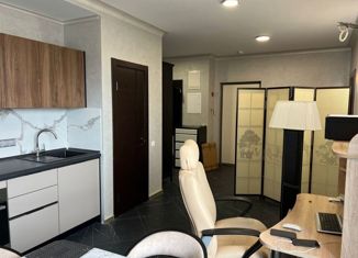 Продаю 2-ком. квартиру, 45 м2, Москва, Барвихинская улица, 6, станция Немчиновка