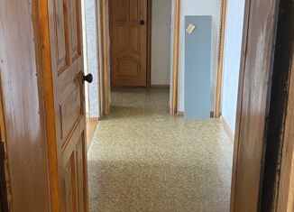 Продажа двухкомнатной квартиры, 49.3 м2, Кумертау, улица Мажита Гафури, 10