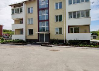 Продаю 3-ком. квартиру, 66 м2, Большой Камень, улица Лазо, 4