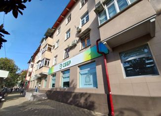 Продается трехкомнатная квартира, 78 м2, Краснодарский край, улица Горького, 36