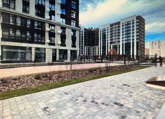 Продам 3-ком. квартиру, 84 м2, Ставрополь, микрорайон № 35, улица Николая Голодникова, 4к2