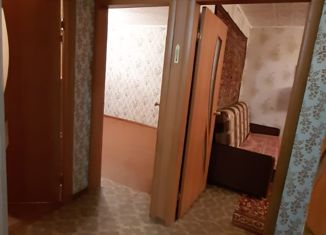 Продажа 3-комнатной квартиры, 61.8 м2, поселок городского типа Ильиногорск, улица Угарова, 21