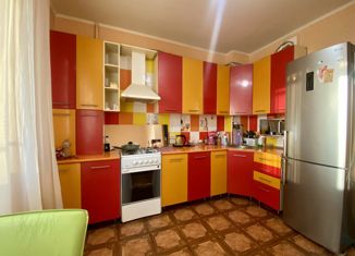 Продаю двухкомнатную квартиру, 51 м2, поселок Дубовое, квартал № 1, 2