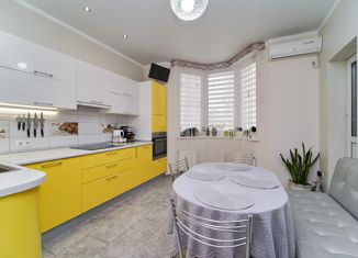 3-комнатная квартира на продажу, 90 м2, Краснодар, переулок Архитектора Петина, 18, микрорайон Солнечный