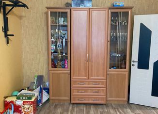 Продам 2-ком. квартиру, 64 м2, Коми, Комсомольская улица, 19