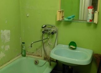 Продам 2-комнатную квартиру, 47.2 м2, Челябинск, улица Гончаренко, 81, Ленинский район