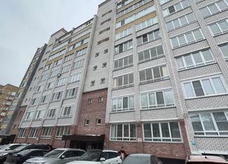 Продается 3-комнатная квартира, 102.3 м2, Кировская область, Советская улица, 96