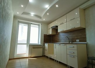 Продаю двухкомнатную квартиру, 50 м2, поселок городского типа Суходол, улица Суворова, 14