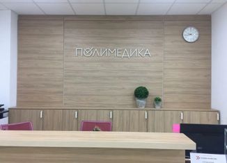 Продаю трехкомнатную квартиру, 86 м2, посёлок Западный, Светлая улица, 2