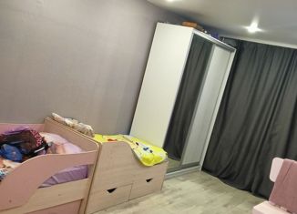 Продается 3-комнатная квартира, 60 м2, Лысьва, улица Репина, 33