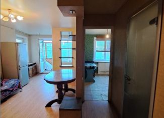 Продаю 1-ком. квартиру, 30 м2, Челябинск, Комсомольский проспект, 66, Курчатовский район