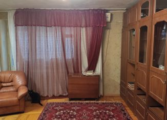 Продам 4-комнатную квартиру, 73.1 м2, Краснодар, улица Тургенева, 181, улица Тургенева