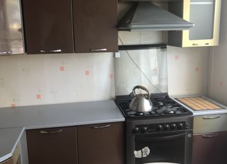 Продаю 3-комнатную квартиру, 61 м2, поселок Новая Бирючевка, Школьная улица, 2