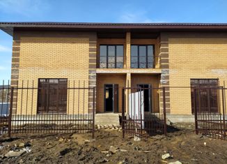 Продам таунхаус, 98 м2, Альметьевск, Колхозная улица