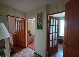 Продается 2-комнатная квартира, 40 м2, Урай, 2-й микрорайон, 25