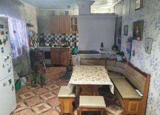 2-ком. квартира на продажу, 55 м2, село Кыштовка, улица Ленина, 82