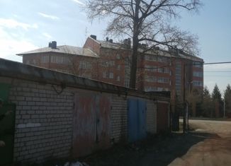 Продаю гараж, 28 м2, Ростов, улица Коммунаров, 30Б