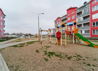 Продаю 2-ком. квартиру, 61.7 м2, посёлок Российский, Тверской проезд, 1