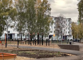 Продам 2-ком. квартиру, 42 м2, Набережные Челны, улица Железнодорожников, 71