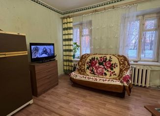 Продам двухкомнатную квартиру, 44 м2, Старая Русса, Минеральная улица, 69