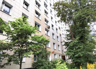 Продам трехкомнатную квартиру, 58 м2, Москва, Стройковская улица, 8, Стройковская улица