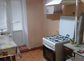 Продается 2-ком. квартира, 42.7 м2, рабочий посёлок Погар, улица 1-й Квартал, 13