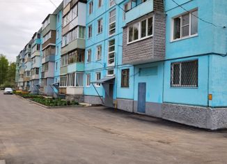 Продаю четырехкомнатную квартиру, 58.2 м2, Щёкино, 1-я Луговая улица, 4