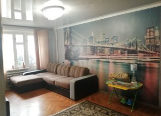 Продаю 2-комнатную квартиру, 54 м2, Гуково, Бургустинская улица, 3