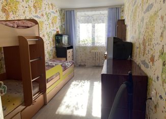 Продажа 2-комнатной квартиры, 45 м2, Ревда, улица Кирзавод, 12