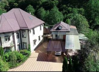 Продается дом, 384.7 м2, поселок Горный, улица Исакова, 158