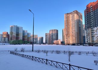 Продажа 2-ком. квартиры, 57 м2, Санкт-Петербург, улица Корнея Чуковского, 3к2, улица Корнея Чуковского