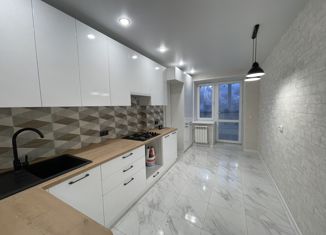 Продам 1-комнатную квартиру, 38 м2, Йошкар-Ола, улица Йывана Кырли, 33А, микрорайон Дружный