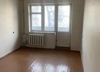 Продам 2-комнатную квартиру, 45 м2, Шебекино, улица Свободы, 44