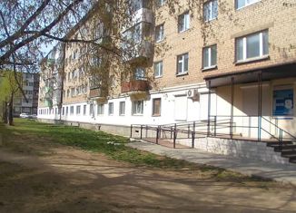 Продажа 3-комнатной квартиры, 57.8 м2, Невьянск, улица Матвеева, 24