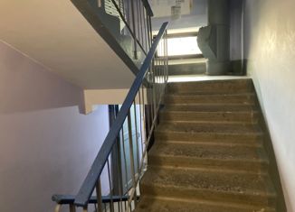 Продам 1-комнатную квартиру, 32.2 м2, поселок городского типа Рефтинский, Молодёжная улица, 37