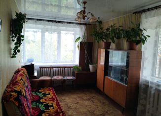 Продается двухкомнатная квартира, 43.7 м2, рабочий посёлок Крестцы, улица Ставского, 12