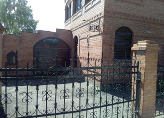 Продам дом, 140 м2, поселок городского типа Промышленная, Трудовая улица, 17