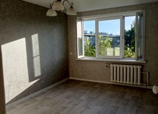 Продаю двухкомнатную квартиру, 50 м2, Новомосковск, улица Мира, 54В