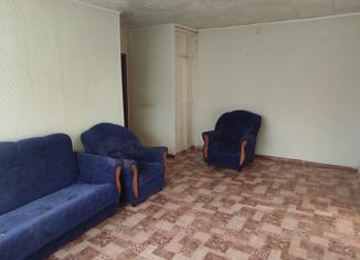 Продам 4-комнатную квартиру, 61.7 м2, Белово, переулок Толстого, 9