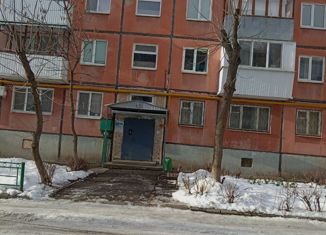 Продаю трехкомнатную квартиру, 56.3 м2, Самара, Аэродромная улица, 110, метро Спортивная