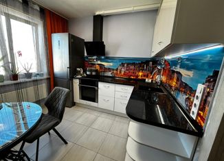 Продается 2-комнатная квартира, 53 м2, Красноярск, Линейная улица, 99, Центральный район