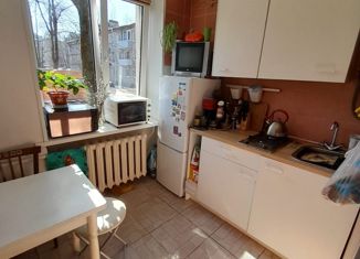 Продается 2-комнатная квартира, 42.1 м2, Санкт-Петербург, улица Лазо, 8к2, улица Лазо