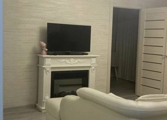 Продам квартиру студию, 55 м2, Каменск-Шахтинский, улица Орджоникидзе, 44А