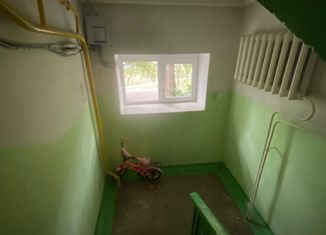 Продаю 1-ком. квартиру, 30.2 м2, Тольятти, улица Голосова, 20, Центральный район