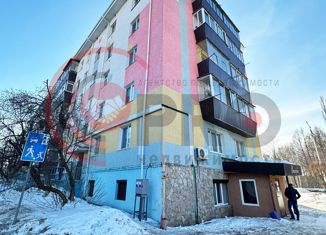 Продается двухкомнатная квартира, 40.7 м2, Альметьевск, улица Шевченко, 108