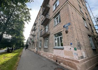 Продаю комнату, 81.2 м2, Санкт-Петербург, проспект Елизарова, 29, муниципальный округ Невская Застава