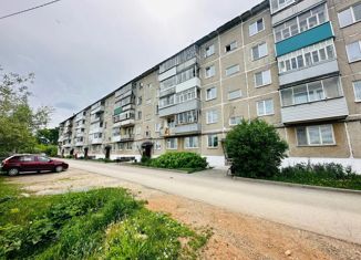 Продается 3-комнатная квартира, 60.4 м2, поселок Юго-Камский, Сибирская улица, 1