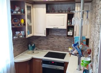 Продажа 2-ком. квартиры, 51.8 м2, Железногорск, Школьная улица, 47