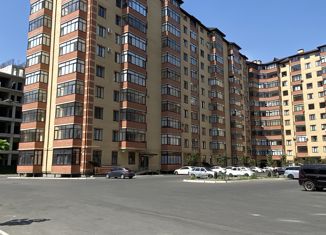 Двухкомнатная квартира на продажу, 71.5 м2, Магас, улица Хаджи-Бикара Муталиева, 1